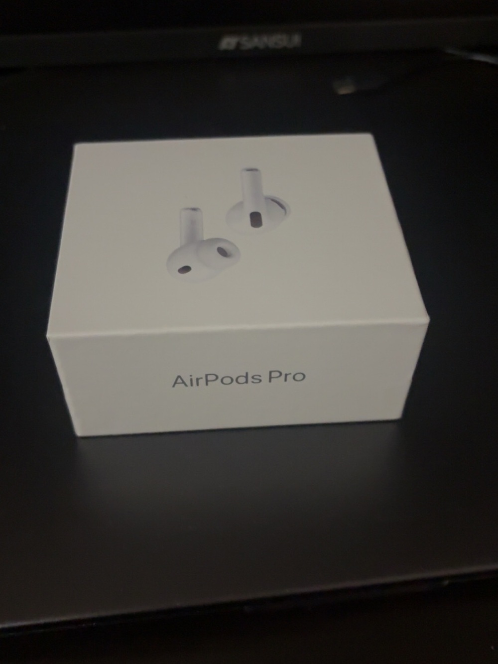Apple AirPods Pro Earbuds - White